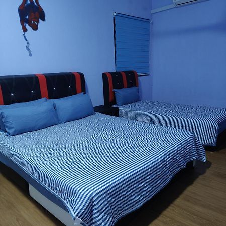 World Kids Fantasy Hotel Lumut Quarto foto