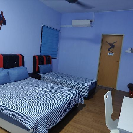 World Kids Fantasy Hotel Lumut Quarto foto